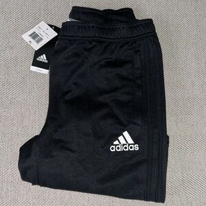 Addias Boys Track pants Size 15-16y